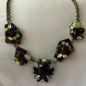 Statement necklace